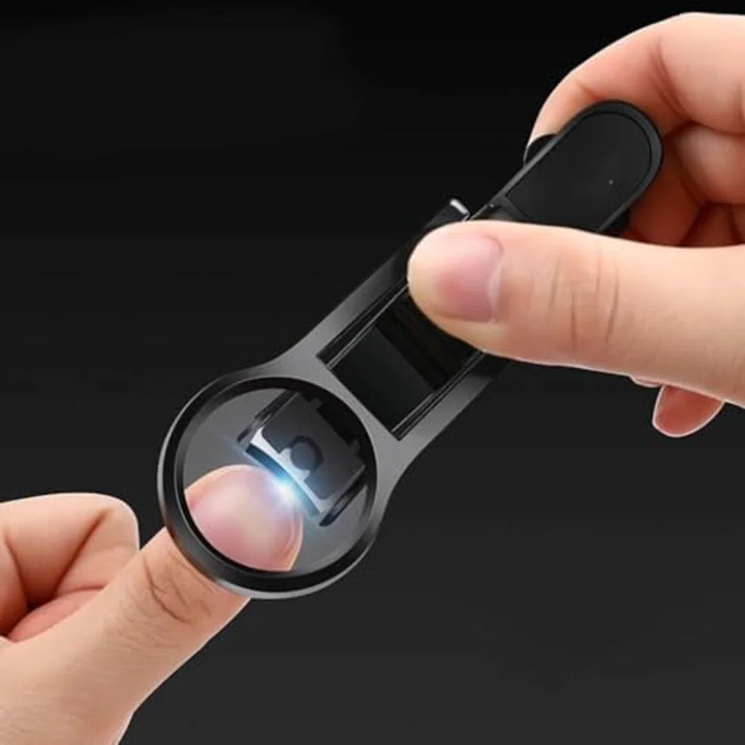 Nail Clipper With Magnifying Glass