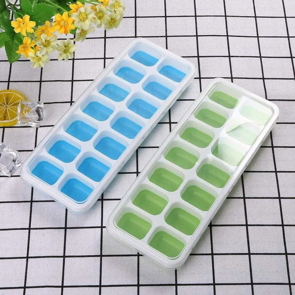 Ice Cube Tray With Lid